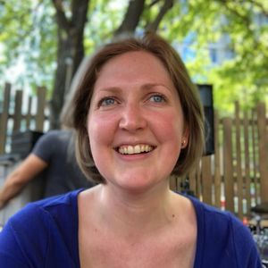 Meet your Posher, Dayna